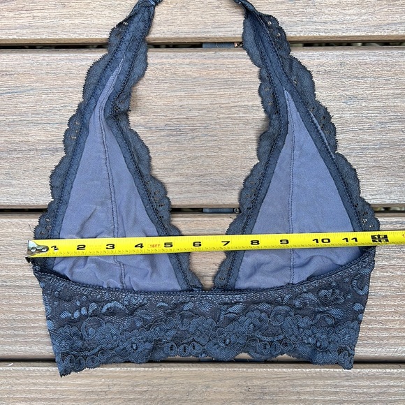Les Coquines Halter Style Bralette EUC - Picture 11 of 13